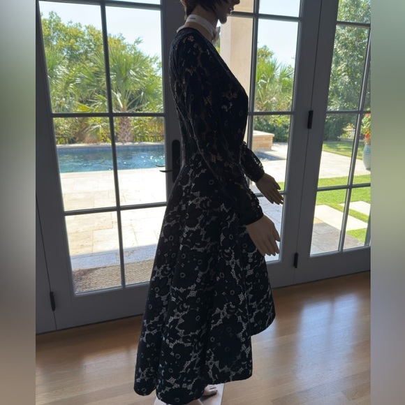 Issue New York Lace Midi Dress Black/White - Picture 4 of 13